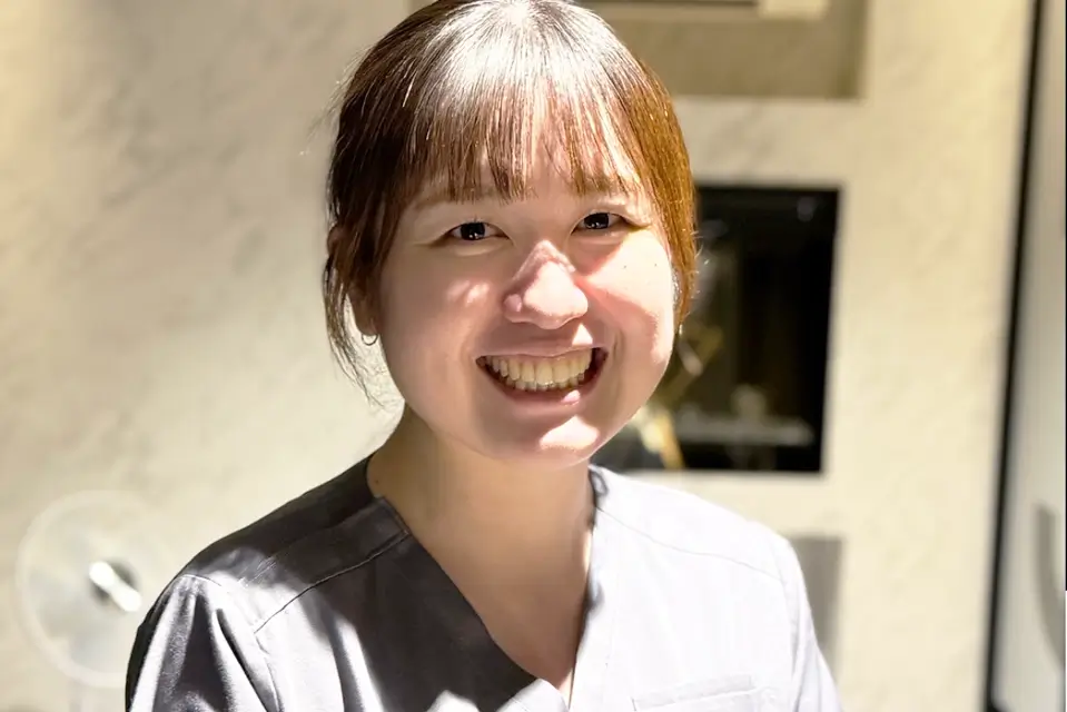 日本口腔外科学会認定医による親知らずの抜歯